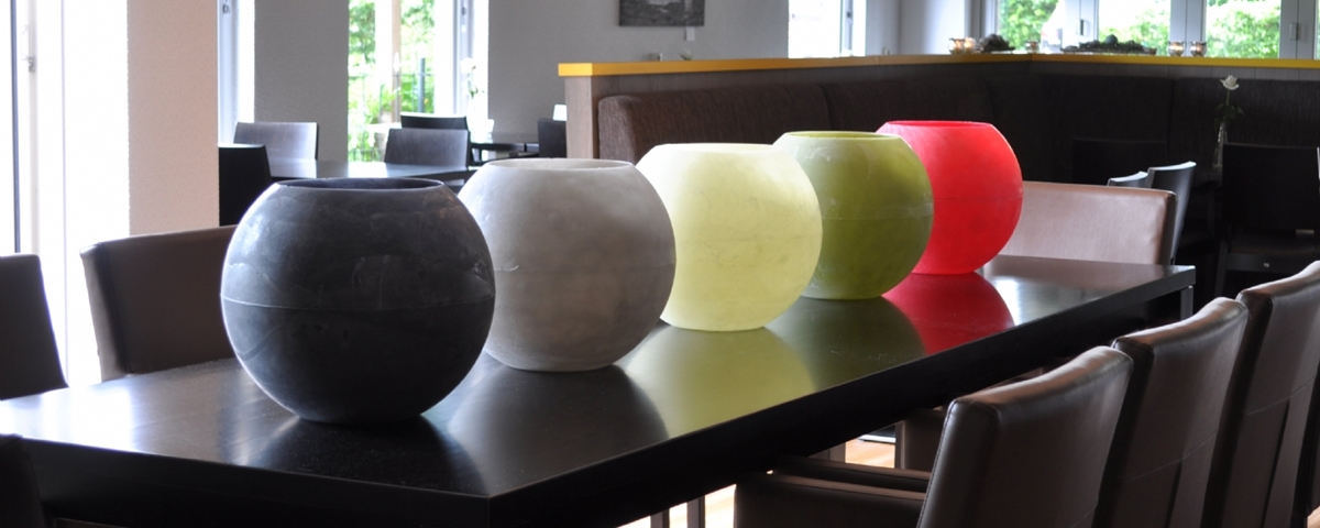 Photos-4-attachment1_WaxGlobesI4.jpg